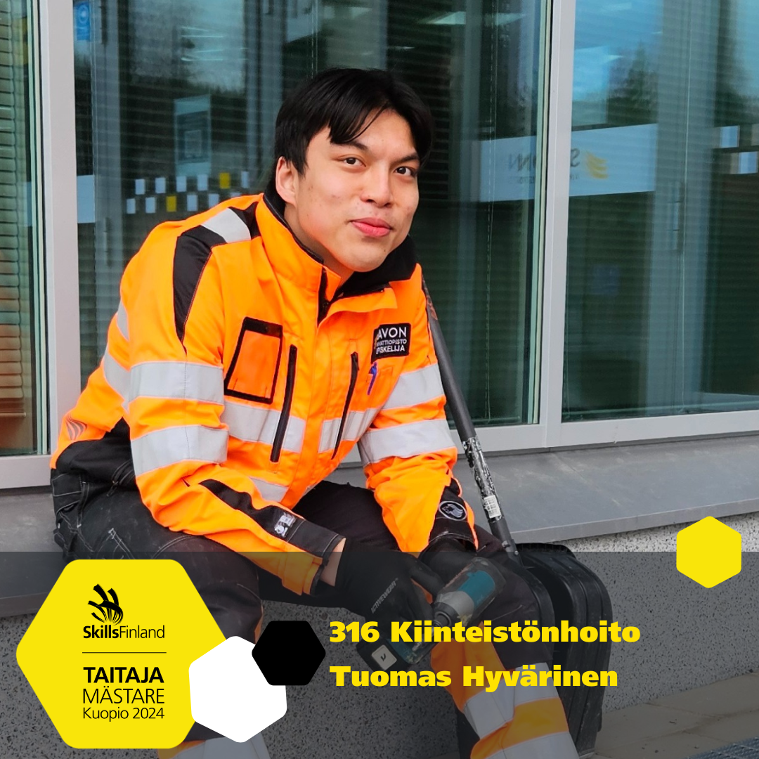 Taitaja-finalisti harjoittelemassa kiinteistönhoitoa.